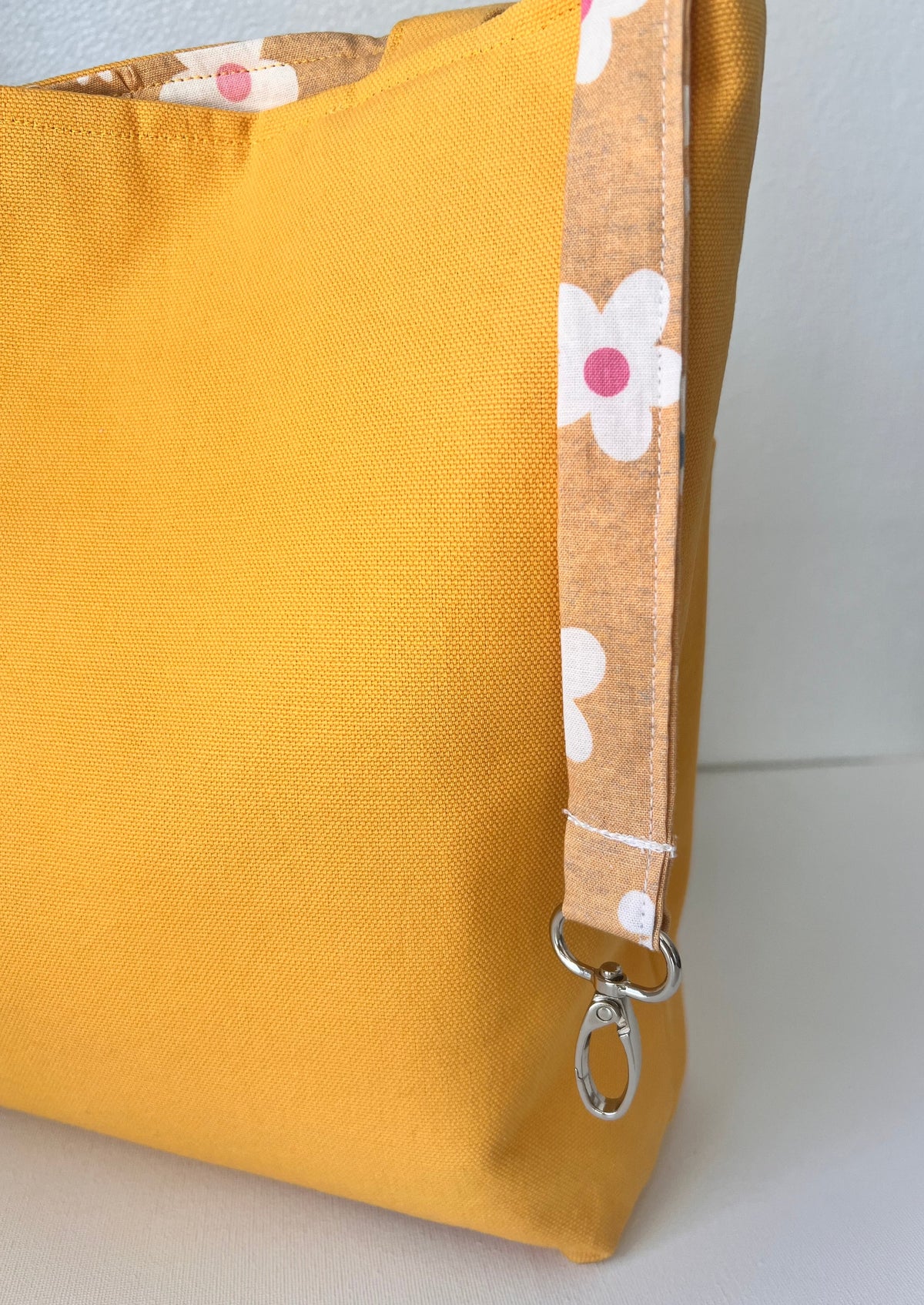Gold_Tote_Bag_Handmade_Sandiz_Handmade_bags

Tote Bag, Shoulder Bag, women bag, handmade bag, Canvas tote, Reusable tote, Eco-friendly tote, Cotton tote, Custom tote, Tote bag with pockets, Beach tote, small tote bag, Tote bag for work, Tote bag for school, Tote bag for groceries, Tote bag with long handles, yellow bag