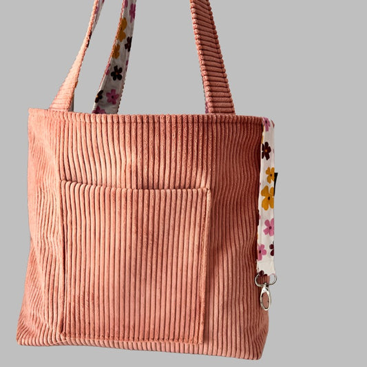 GIGI-BAG handmade reversible corduroy tote bag 
outside pocket detail light pink Sandiz Handmade